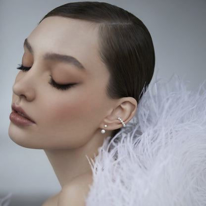 Pearl earrings-jackets