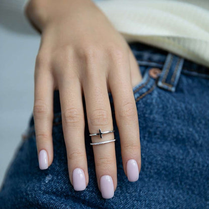 Double Ring Cross