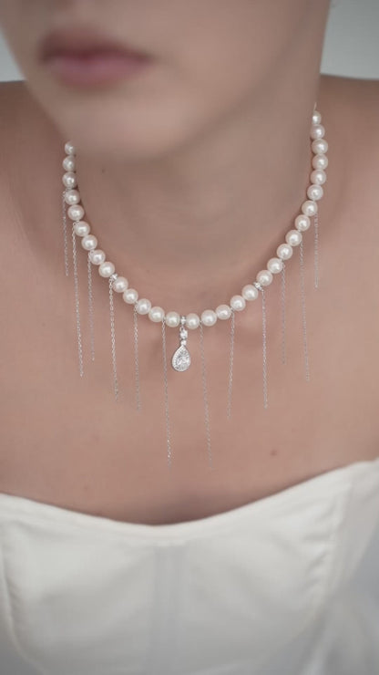 Pearl Choker Dancing Queen