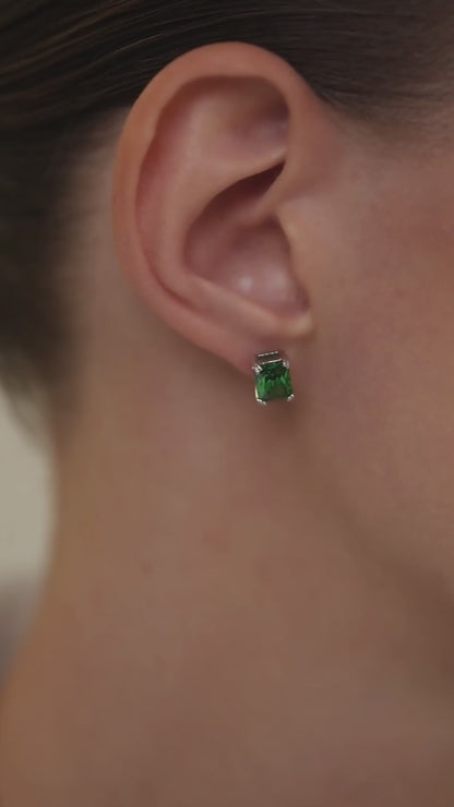 Earstuds with emerald Radiant cut high-grade cubic zirconia