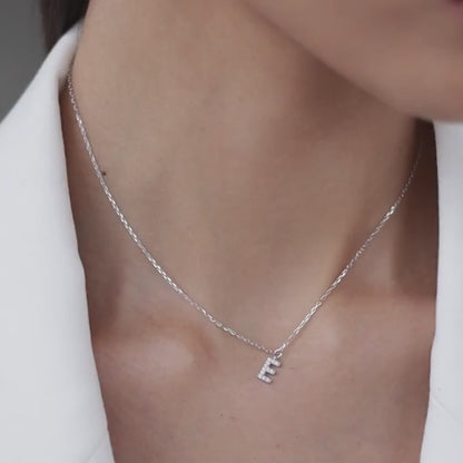Necklace with letter E 40 cm