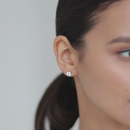 Stud earrings with cubic zirconia 5 mm