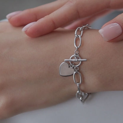 Massive bracelet with heart