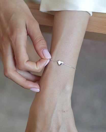 Bracelet with miniature heart