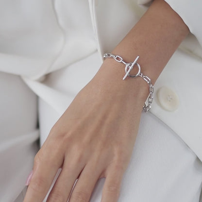 Chain bracelet with decorative lock