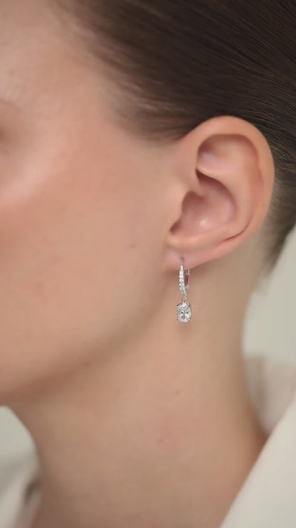 Earrings High-grade oval cut cubic zirconias with a french lock