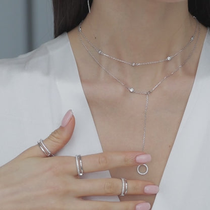 Double necklace with circle