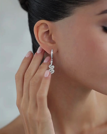 Huggies-earrings Snakes