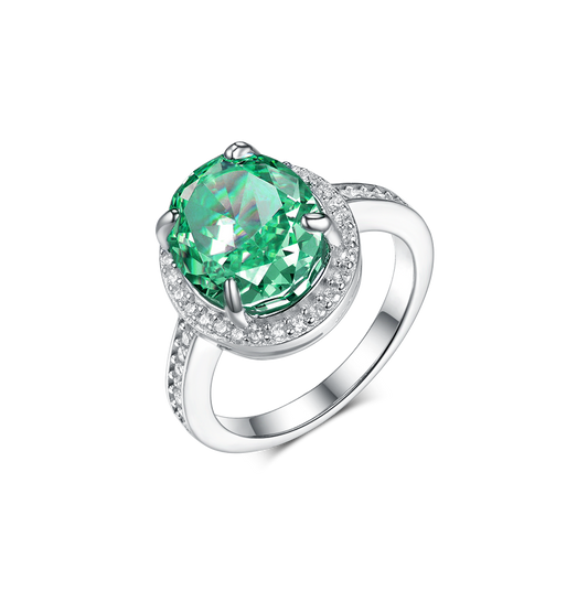 Ring with an emerald stone