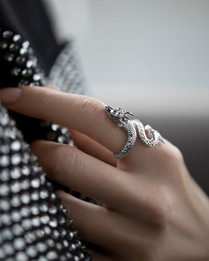 Ring Dragon