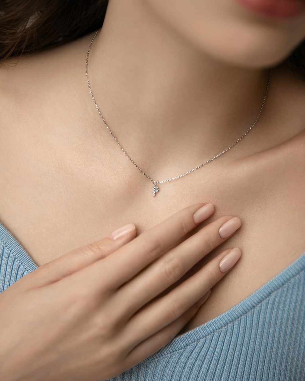 Necklace with letter P 40 cm